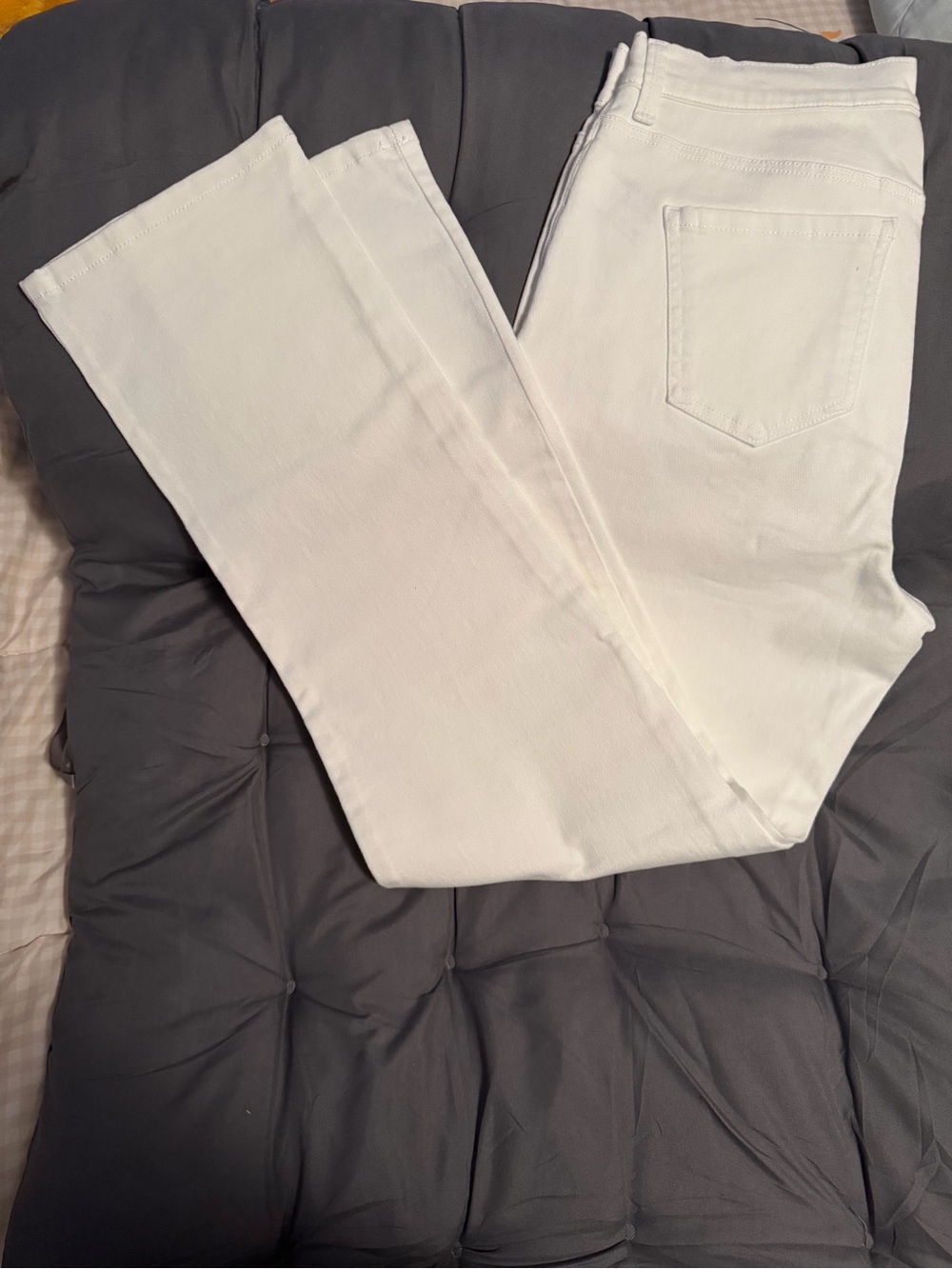 Gloria Vanderbilt White Stretch Amanda Jeans